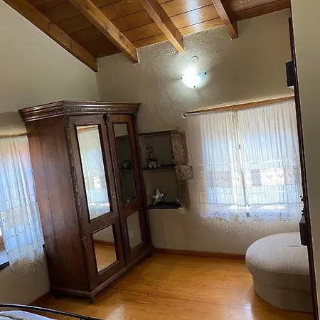 Kamara Iii Holiday home